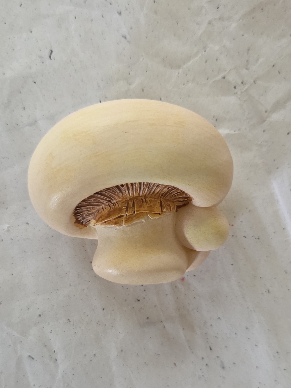 Vintage Mushroom Brooch Pin Cream - Delicate Nature-Inspired Accent